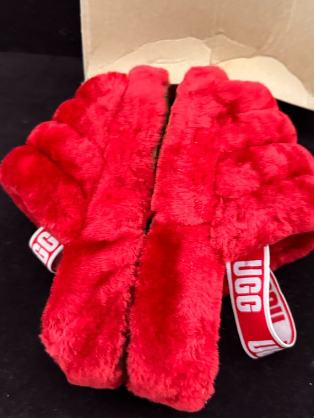 UGG Fluff Yeah Slide Ribbon Red Slippers In Box Size 9 - Picture 3 of 8